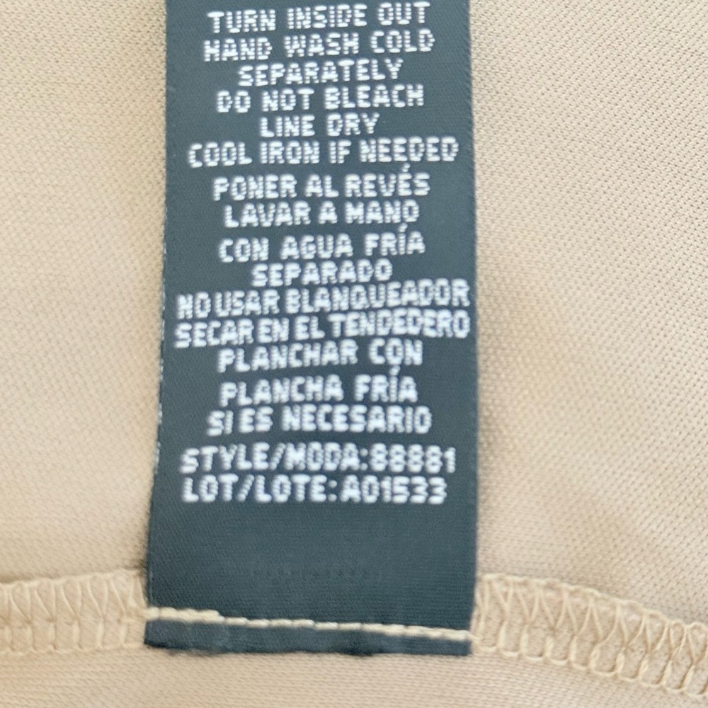 Ronni Nicole Black Lace Sheath Dress Size 6 Nude Lining Scalloped Hem - Picture 9 of 9